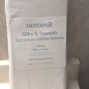 Nestwell silky & smooth Egyptian Cotton Sateen 2 king pillowcases